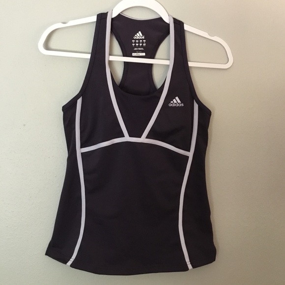 adidas Tops - ADIDAS CLIMA 365 SPORT TOP SIZE M